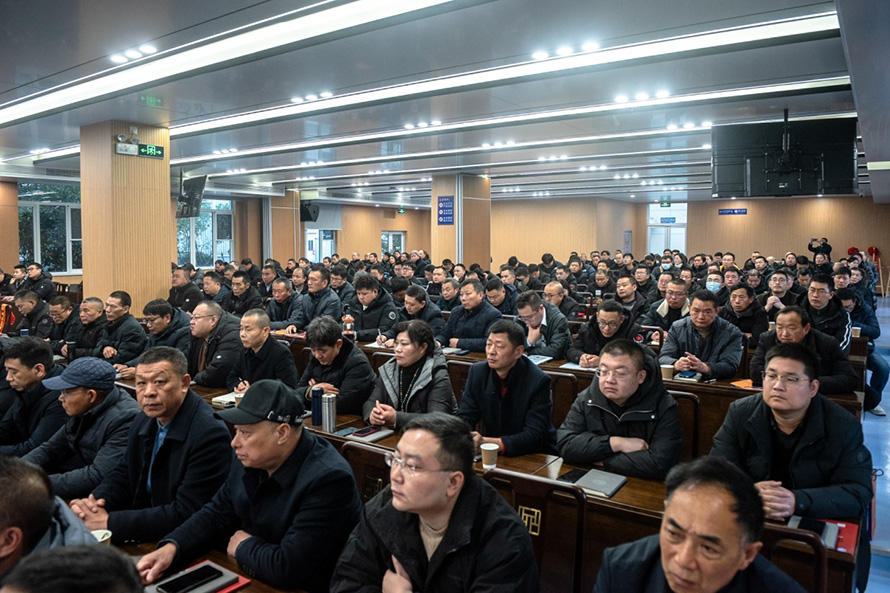 1763972294778519.jpg ca8a0f1b-d96d-469b-bf98-196a81721fcb.jpg