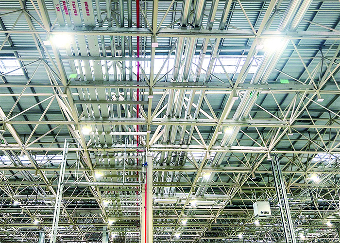 濟(jì)南重汽萊蕪焊裝車(chē)間02